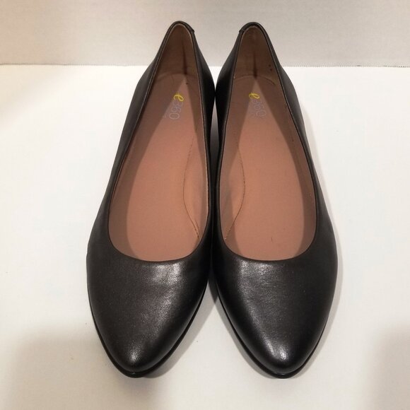 Ladies' e360 by Easy Spirit Wedge Dress Shoes, Size 7.5W, EUC - Picture 2 of 11